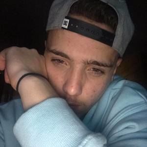 Meet your Posher, Maxime